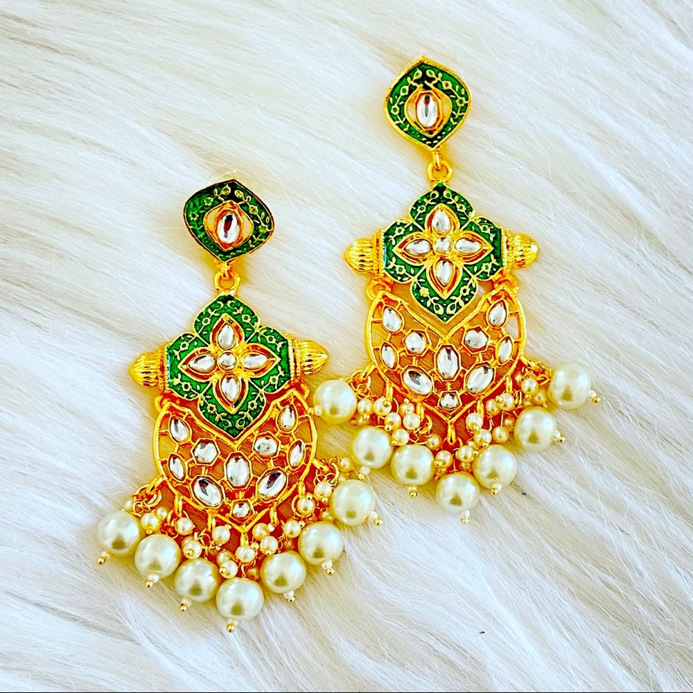 Kundan Meenakari Chandelier Earring